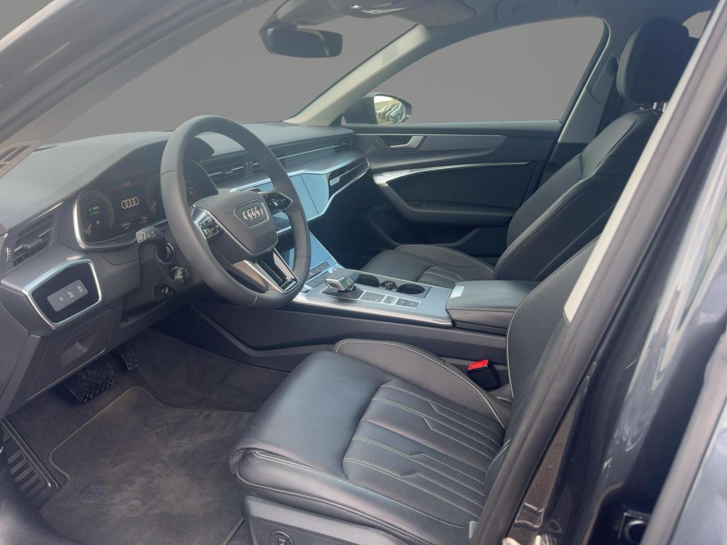 Bild über Audi A6 Limousine TFSI e 50 TFSI e quattro S tronic - für weitere Informationen kontaktieren Sie den Audi Partner