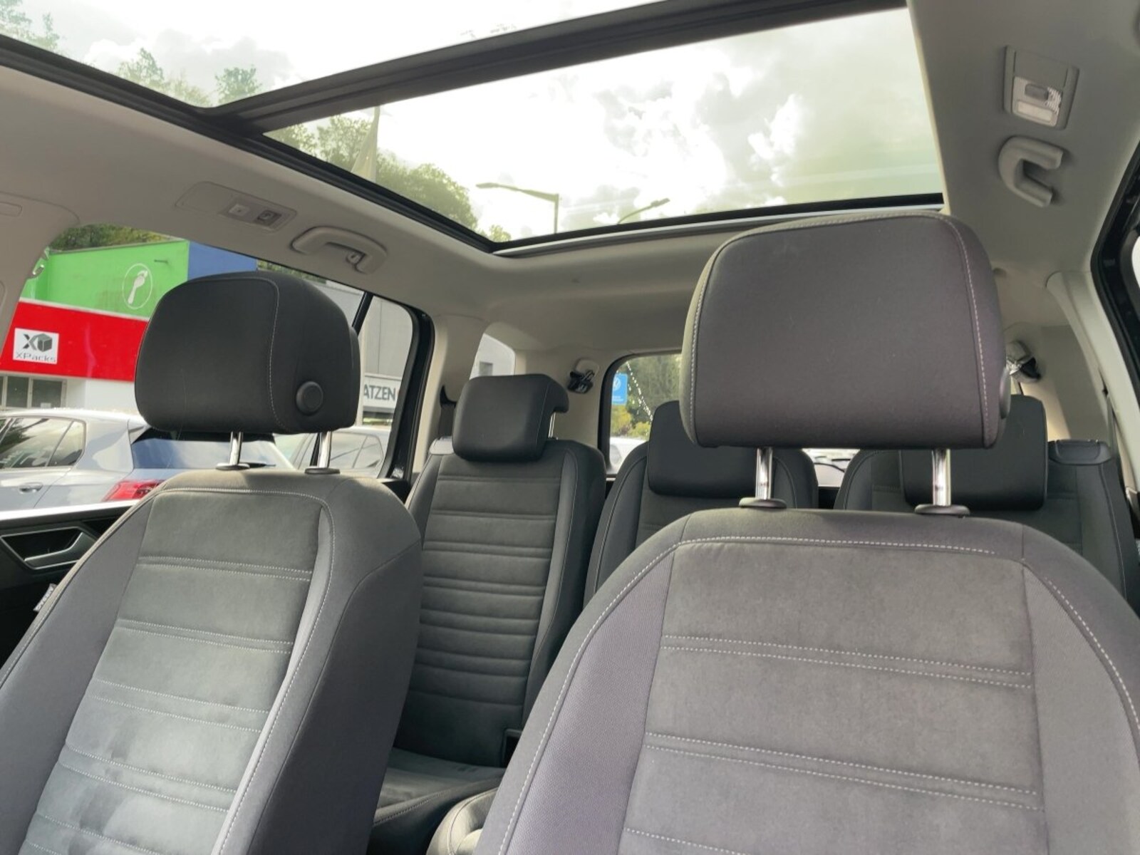 Volkswagen Touran – Bild 21