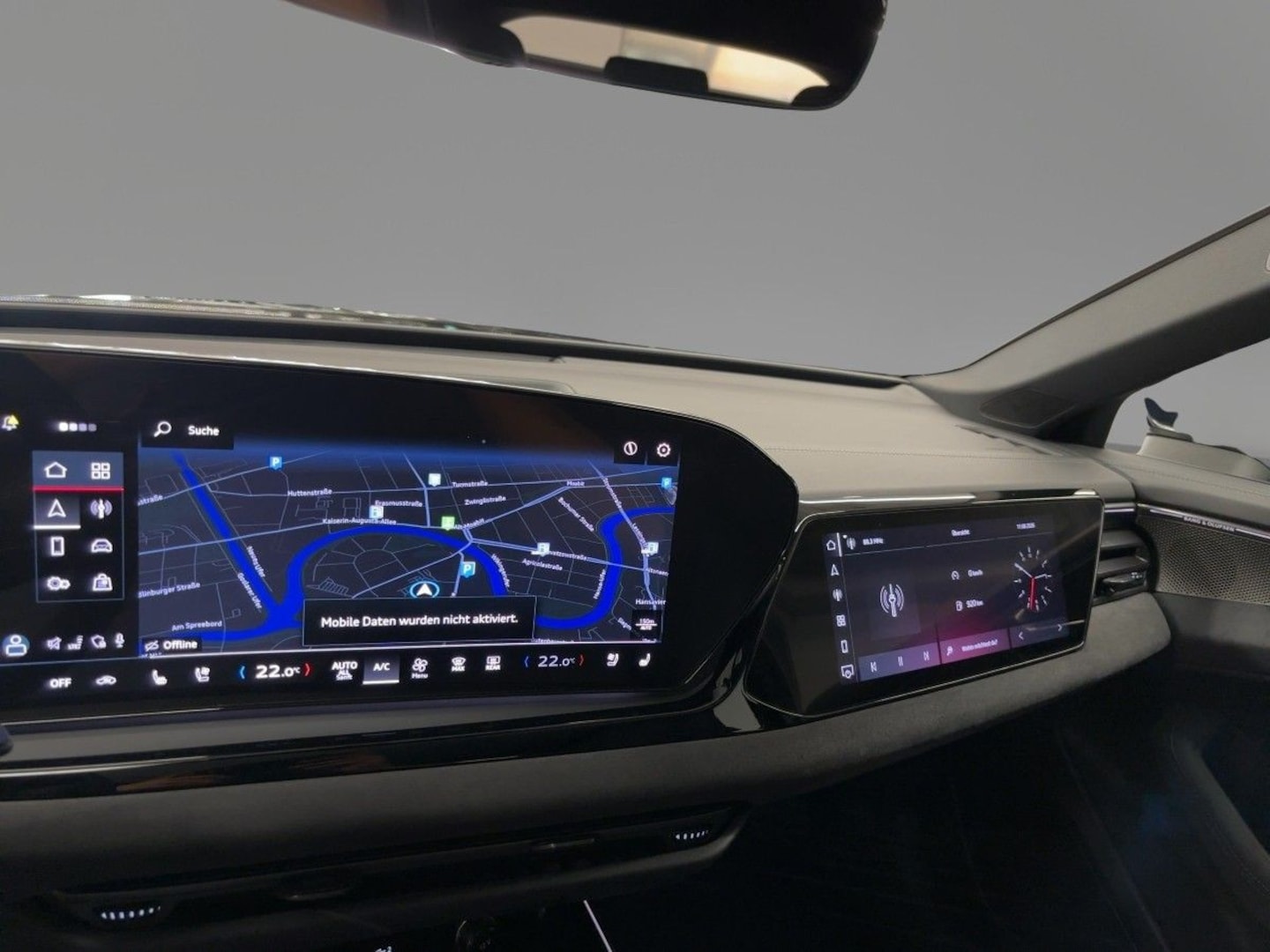 Bild über Audi A6 Avant TDI quattro 150 kW S tronic - für weitere Informationen kontaktieren Sie den Audi Partner