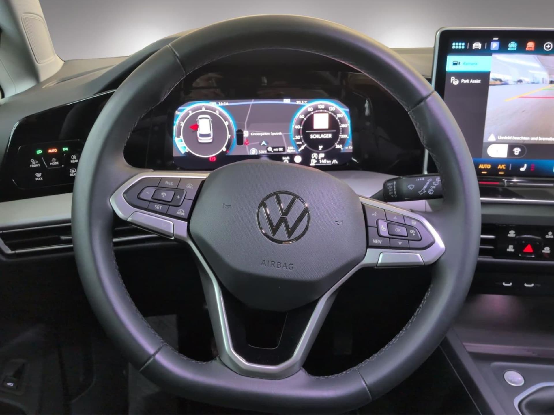 Volkswagen Golf Variant Life