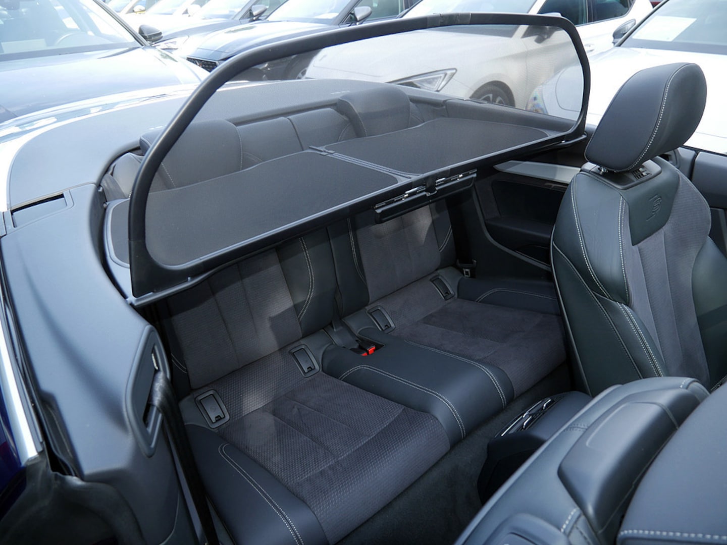 Bild über Audi S5 Cabriolet TFSI quattro tiptronic - für weitere Informationen kontaktieren Sie den Audi Partner