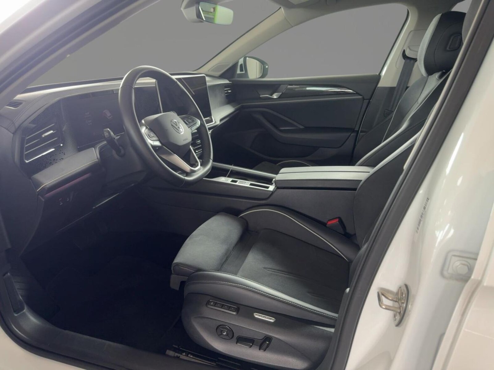 Volkswagen Passat – Bild 9