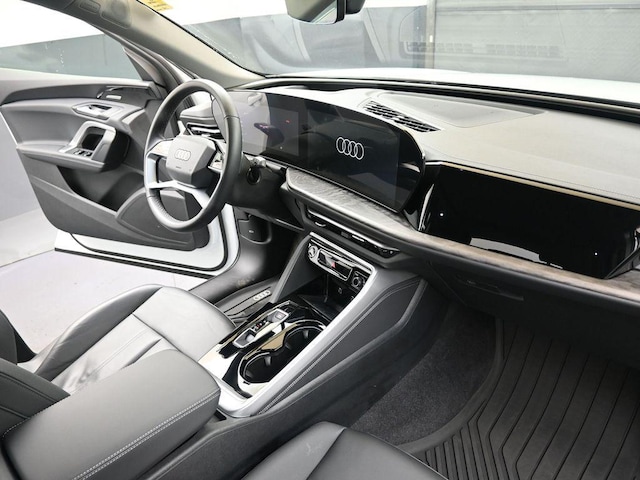 2025 Audi Q5 Premium Plus - Photo 12