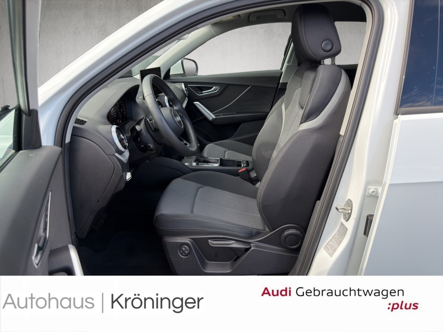 Bild über Audi Q2 S line 35 TFSI S tronic - für weitere Informationen kontaktieren Sie den Audi Partner