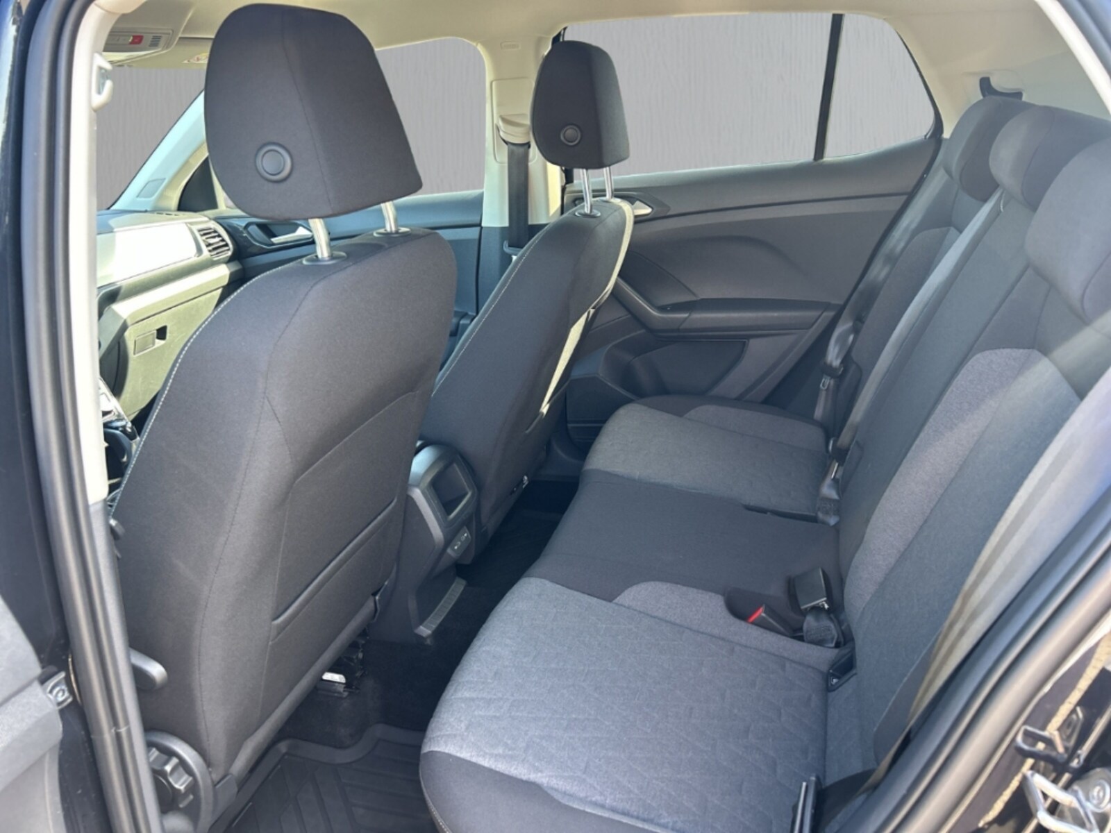 Volkswagen T-Cross – Bild 14