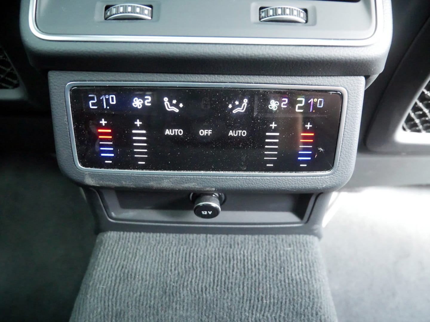 Bild über Audi S6 Avant TDI quattro tiptronic - für weitere Informationen kontaktieren Sie den Audi Partner