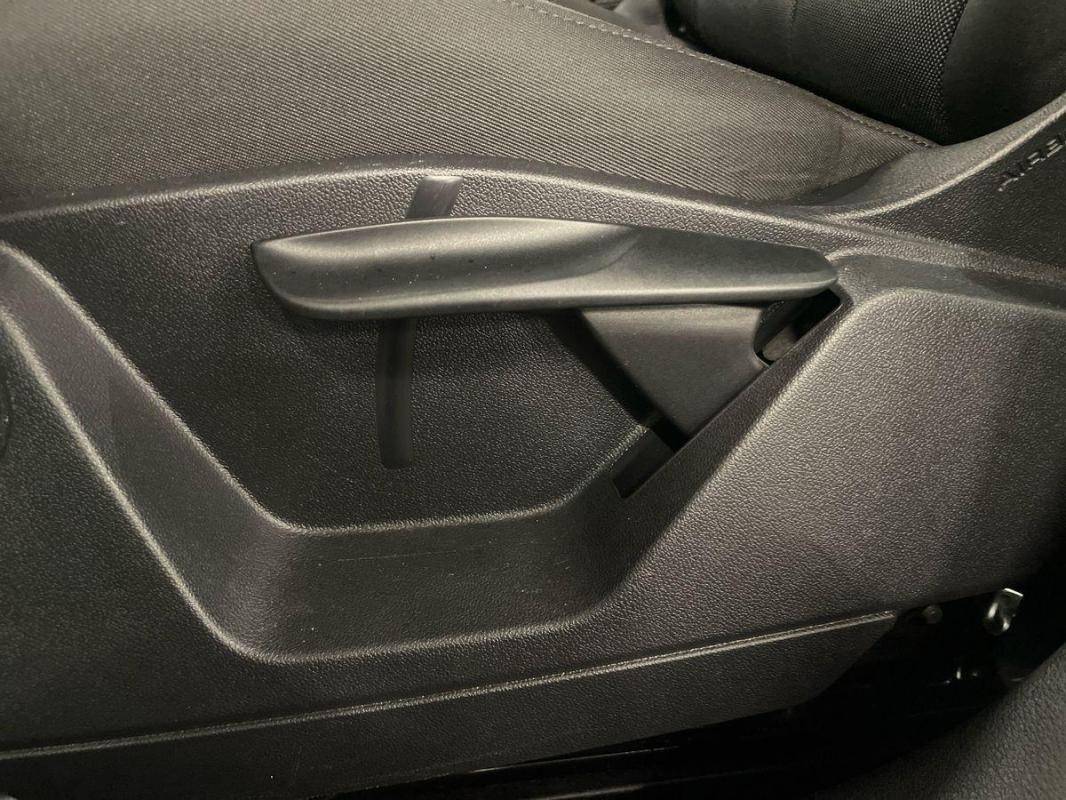 Image about Audi Q2 Business Line 30 TFSI 81 kW (110 ch) 6 vitesses