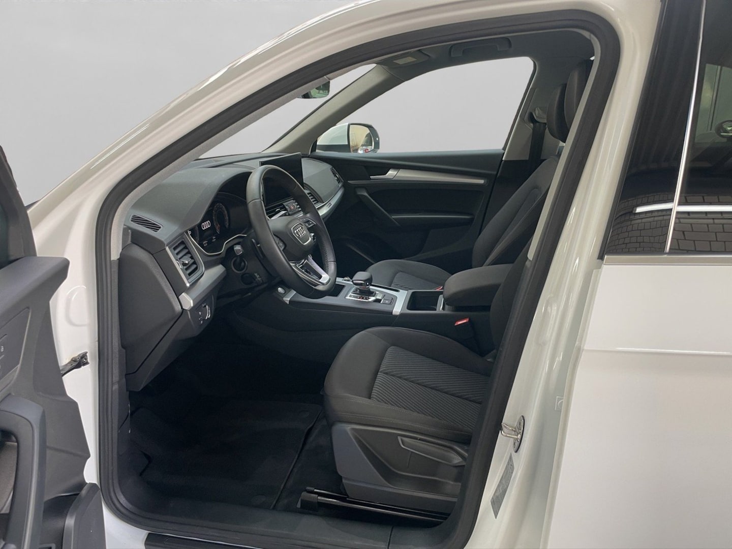 Bild über Audi Q5 Sportback 40 TDI quattro S tronic - für weitere Informationen kontaktieren Sie den Audi Partner