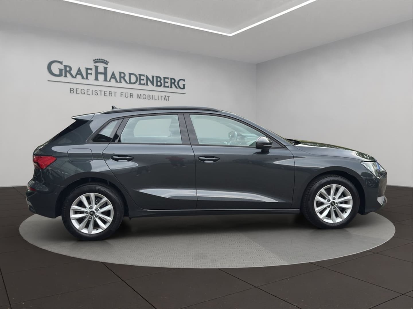 Bild über Audi A3 Sportback 30 TDI Schaltgetriebe - für weitere Informationen kontaktieren Sie den Audi Partner