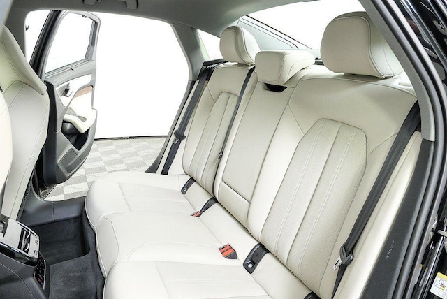 2026 Audi A6 Premium Plus - Photo 22