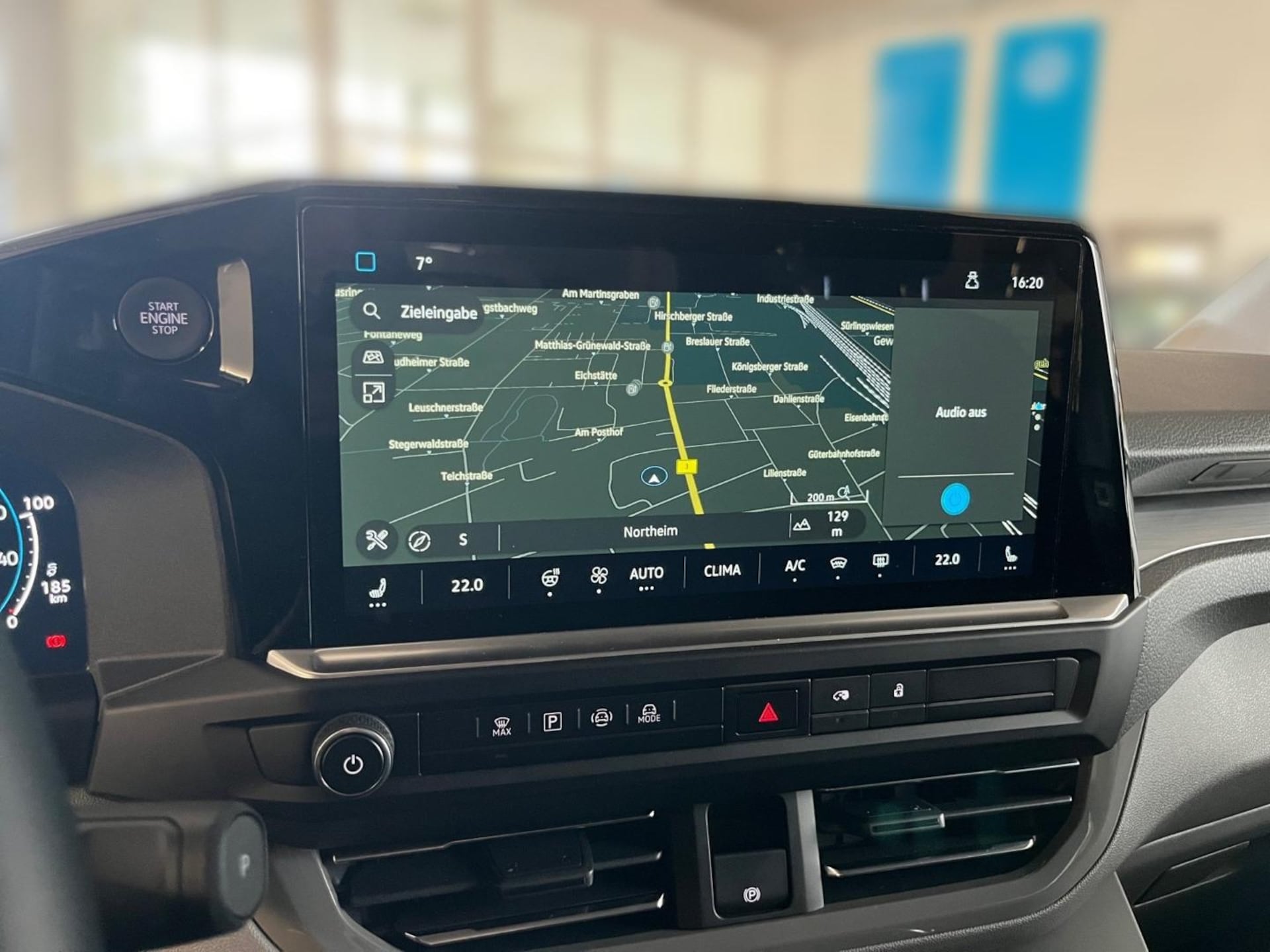 Volkswagen e-Caravelle Life