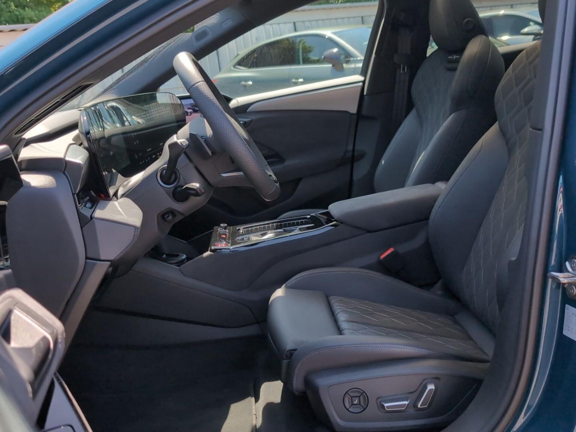 Audi S6 Sportback e-tron edition one
