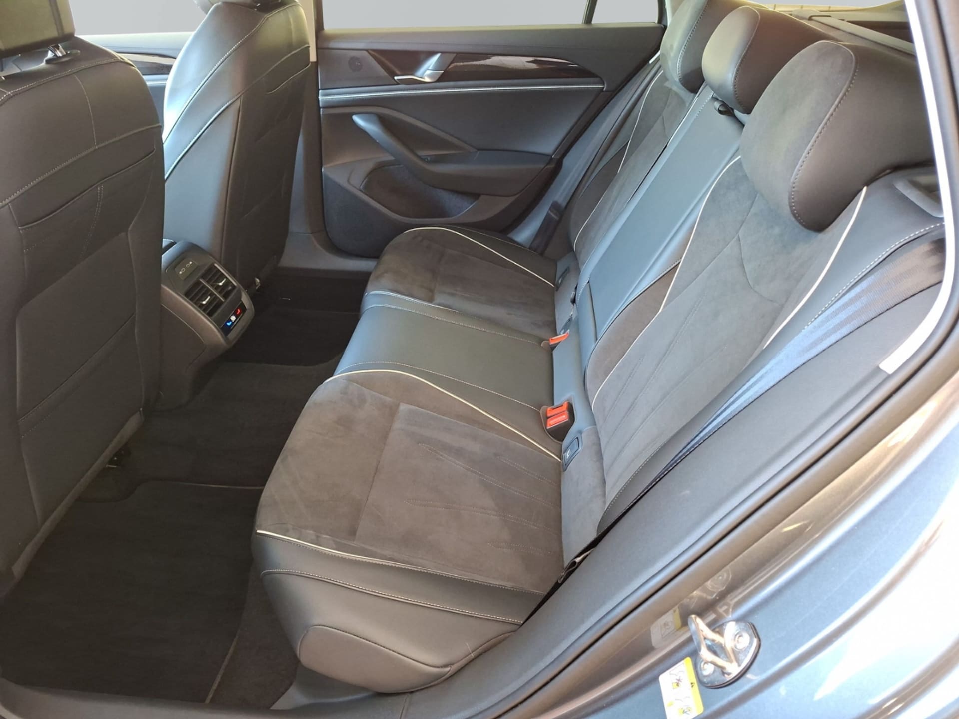 Volkswagen Passat Business