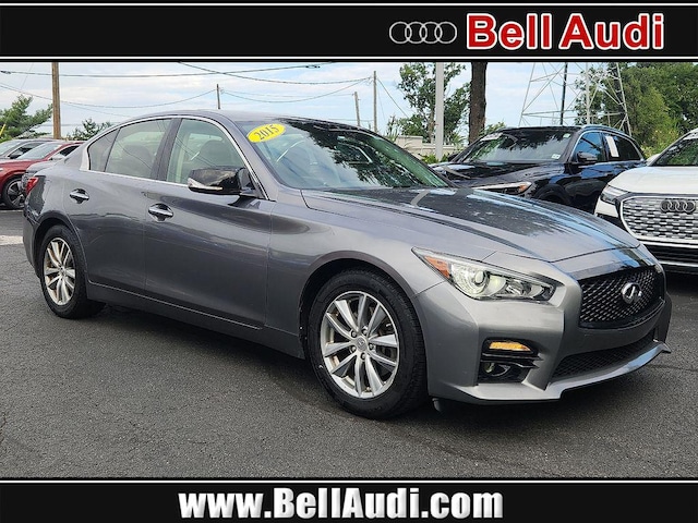 Photo of 2015 Infiniti Q50