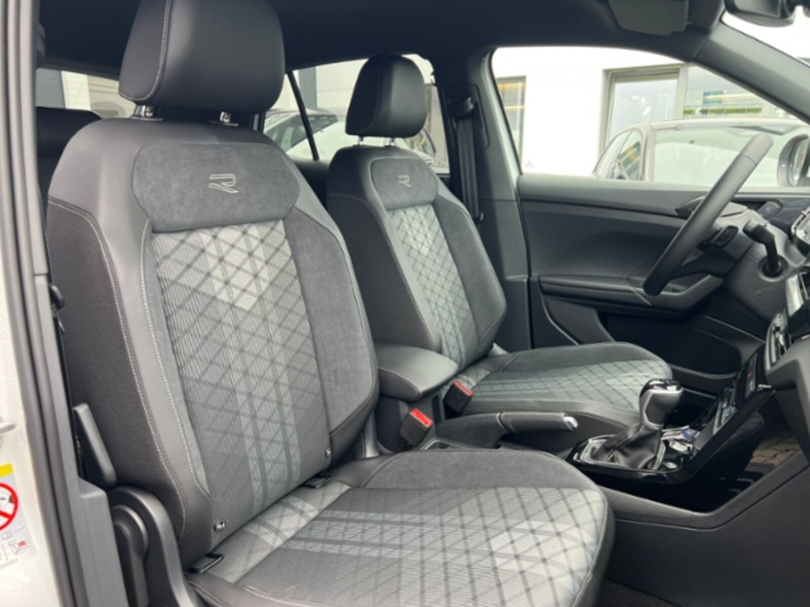 Volkswagen T-Cross – Bild 7