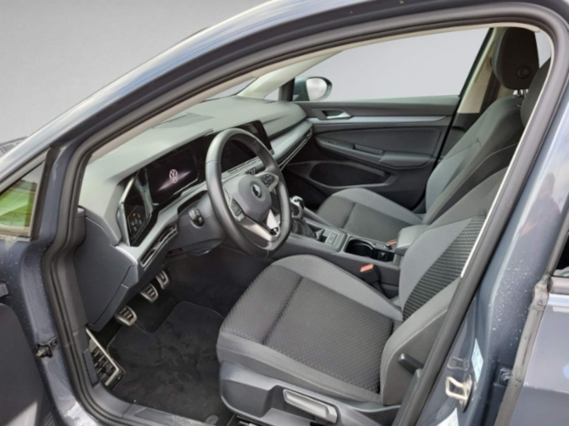 Volkswagen Golf Active