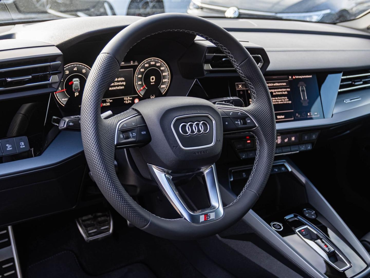 Bild über Audi A3 Sportback TFSI 110 kW S tronic - für weitere Informationen kontaktieren Sie den Audi Partner
