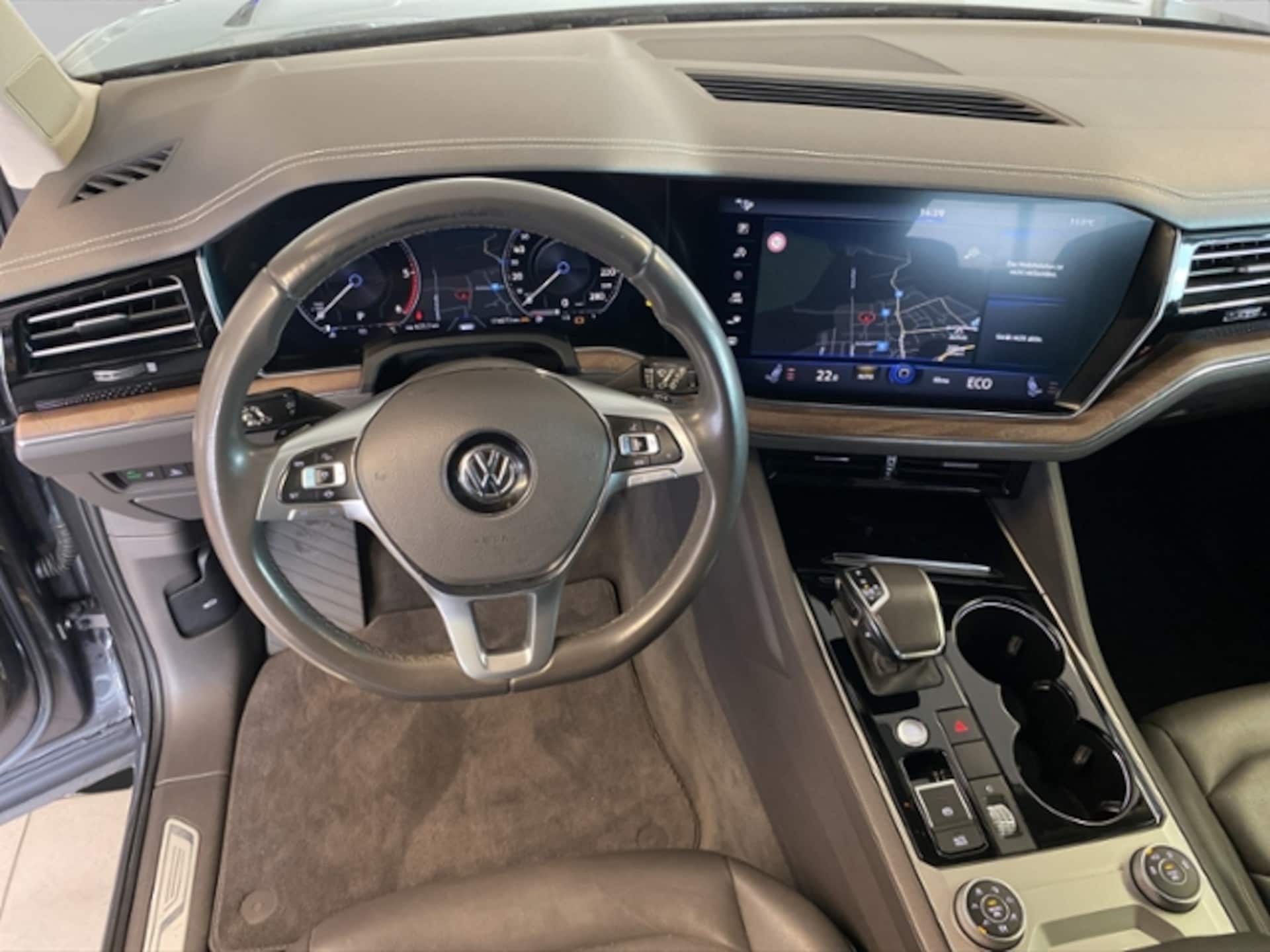 Volkswagen Touareg Basis-Modell