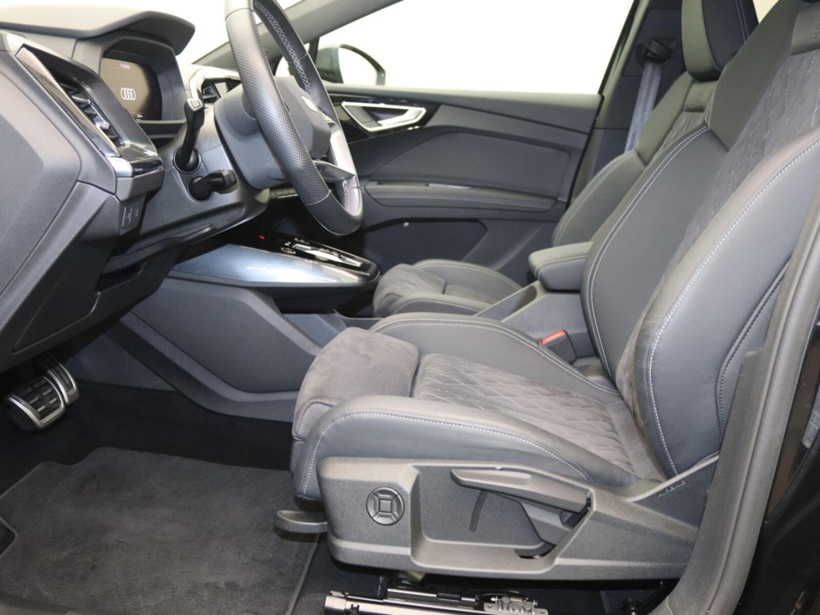 Audi Q4 e-tron – Bild 14