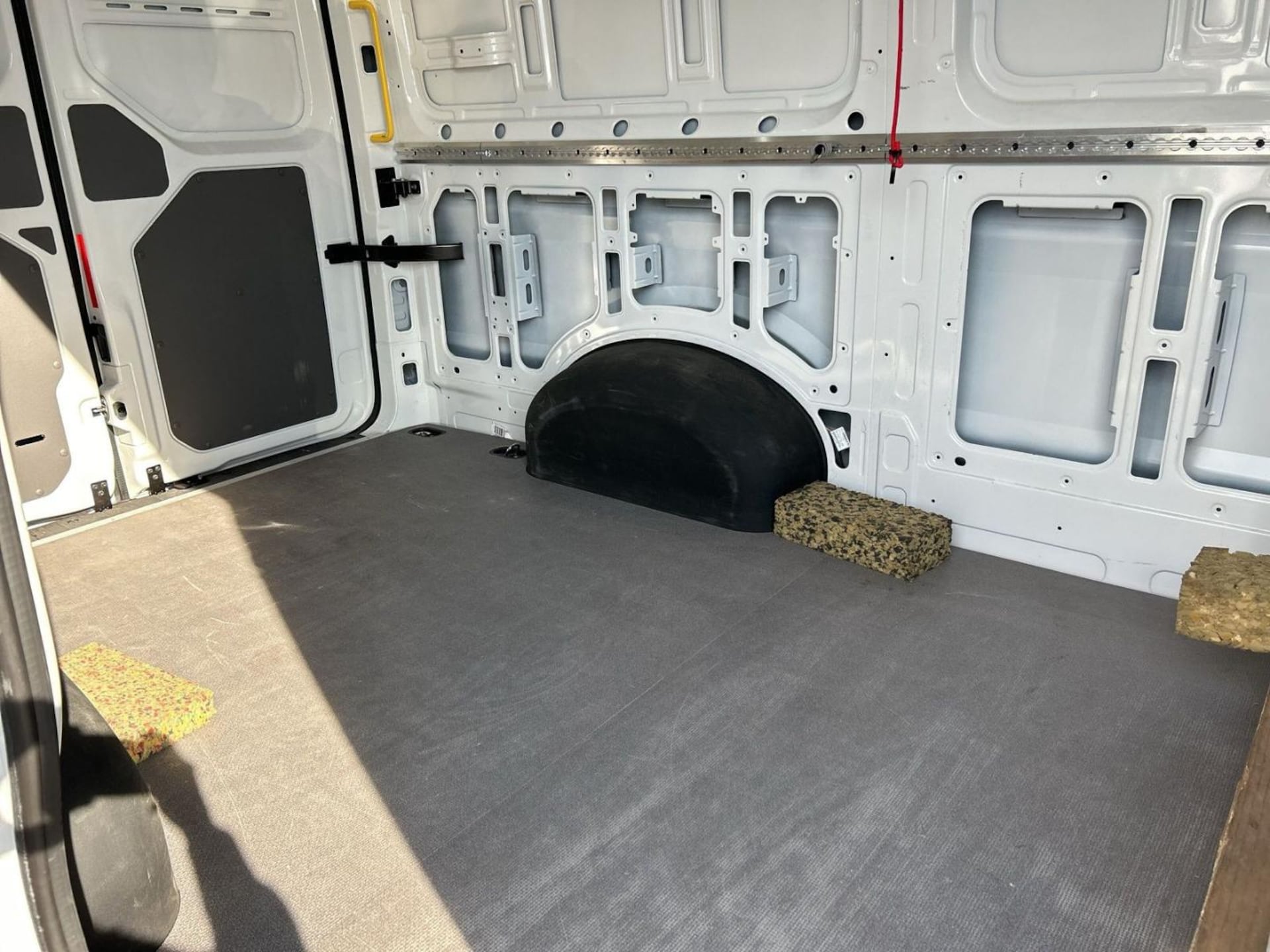 Volkswagen Crafter Kasten mittlerer Radstand
