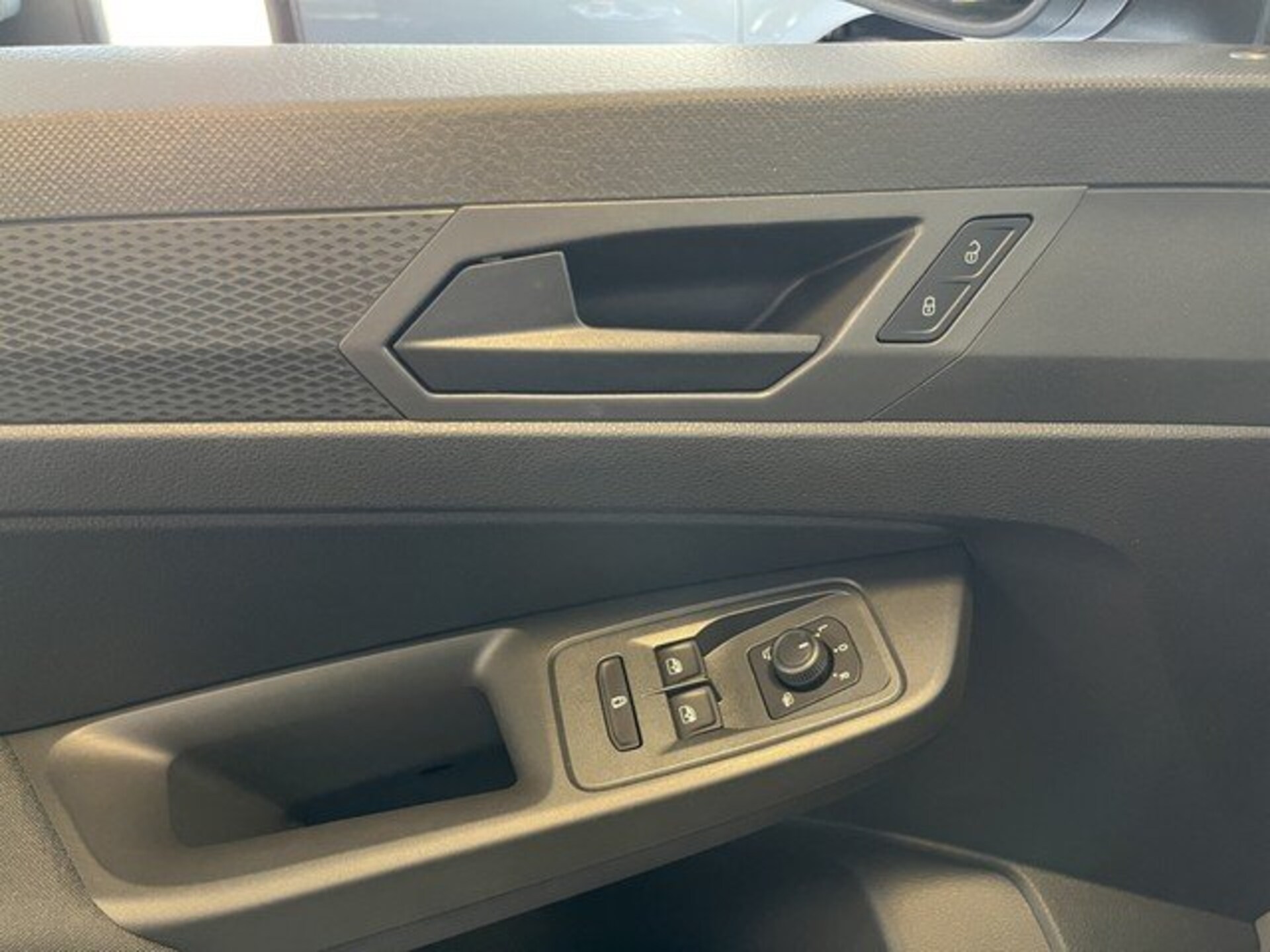 Volkswagen Caddy Basis-Modell
