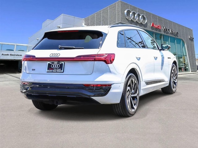 2024 Audi Q8 e-tron