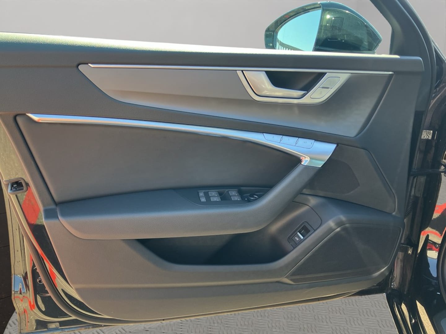 Bild über Audi A6 Avant advanced 40 TDI quattro S tronic - für weitere Informationen kontaktieren Sie den Audi Partner