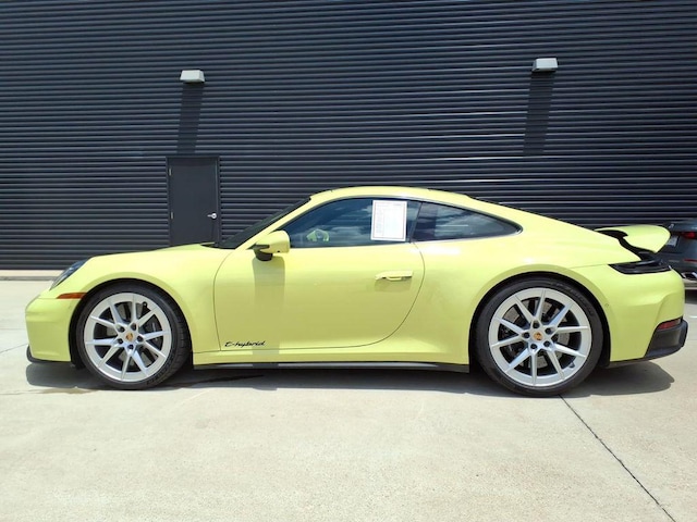 2025 Porsche