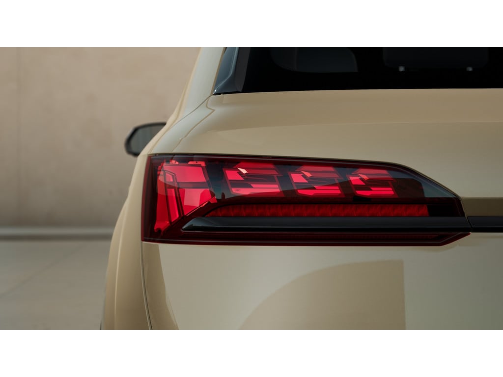 Image about Audi SQ7 SUV TFSI quattro tiptronic