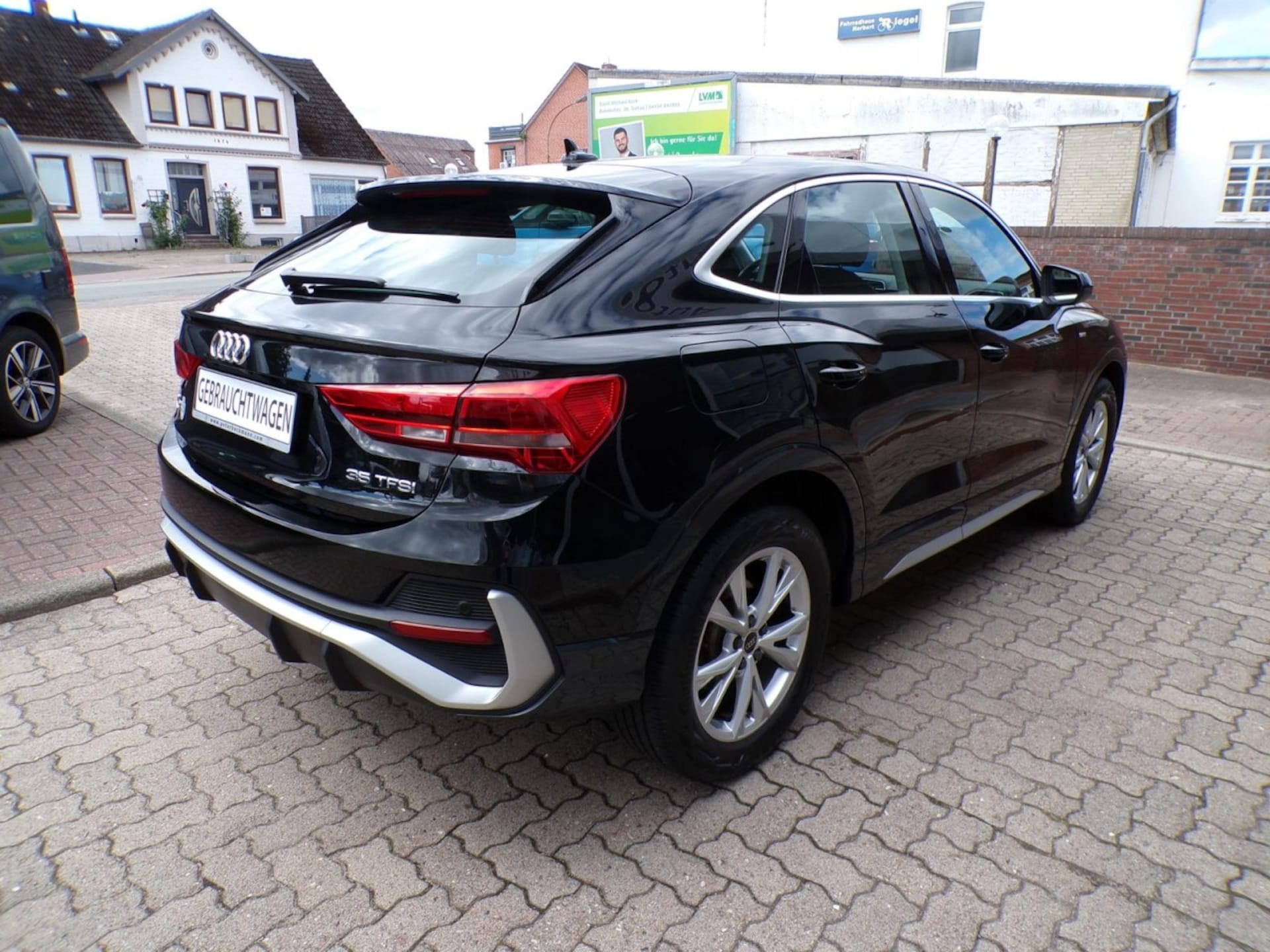 Audi Q3 Sportback S line
