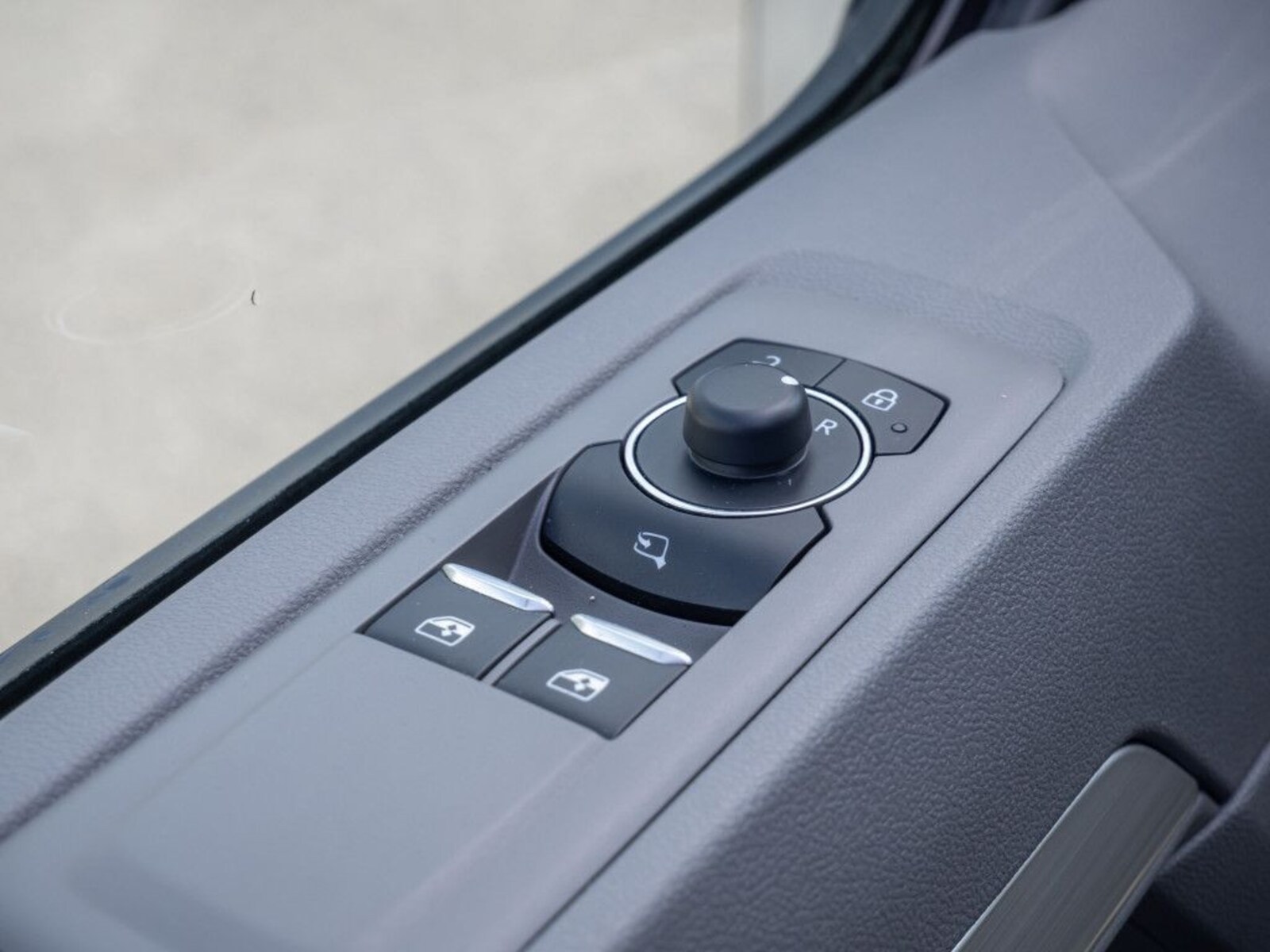 Volkswagen Transporter Kasten langer Radstand – Bild 21