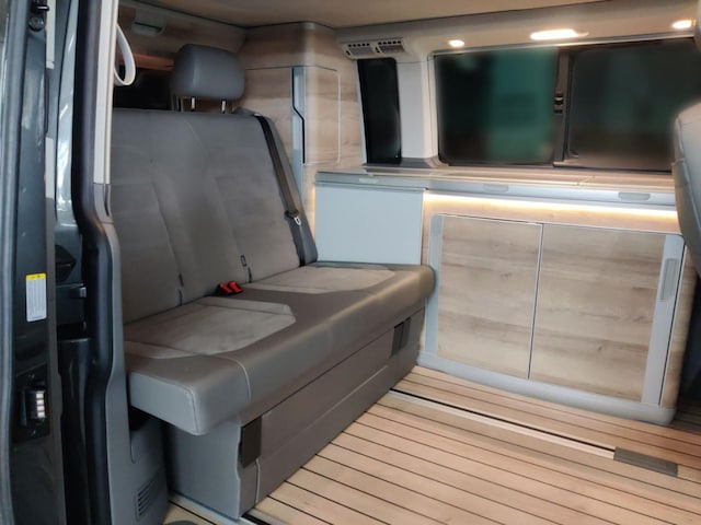 Volkswagen T6.1 California