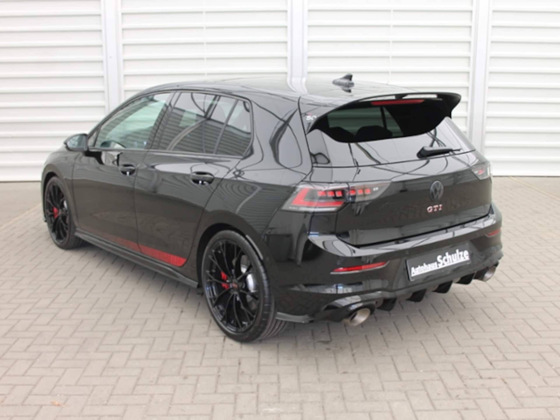 Volkswagen Golf GTI