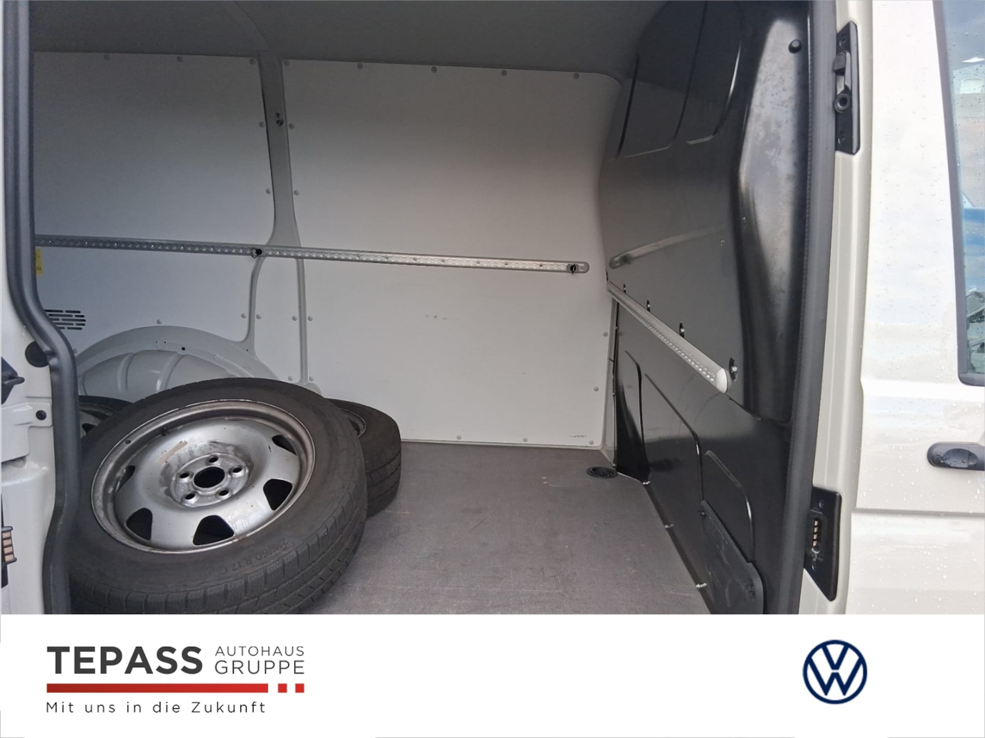 Volkswagen T6.1 Transporter Kasten kurzer Radstand