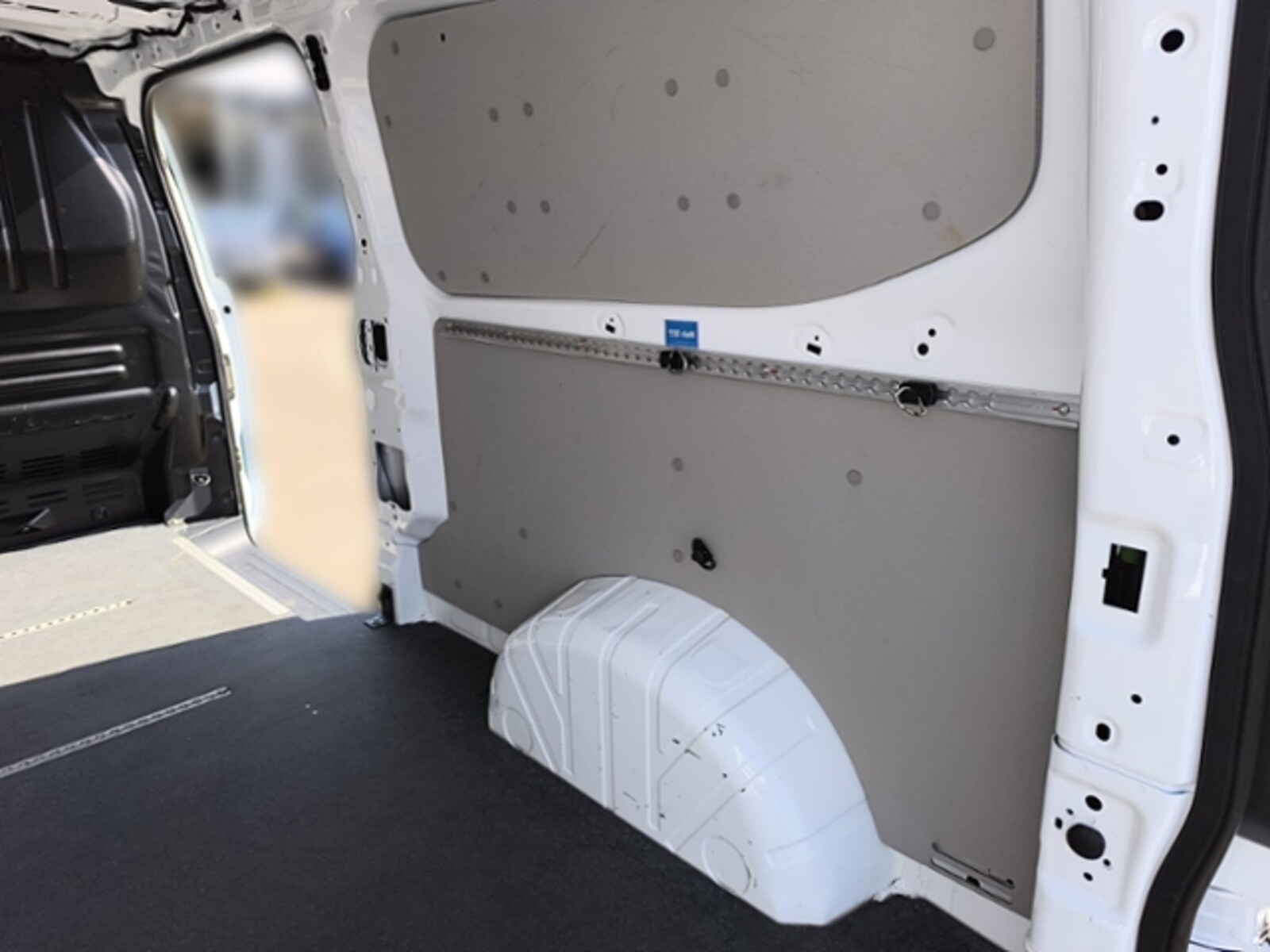 Volkswagen Transporter Kasten langer Radstand – Bild 28
