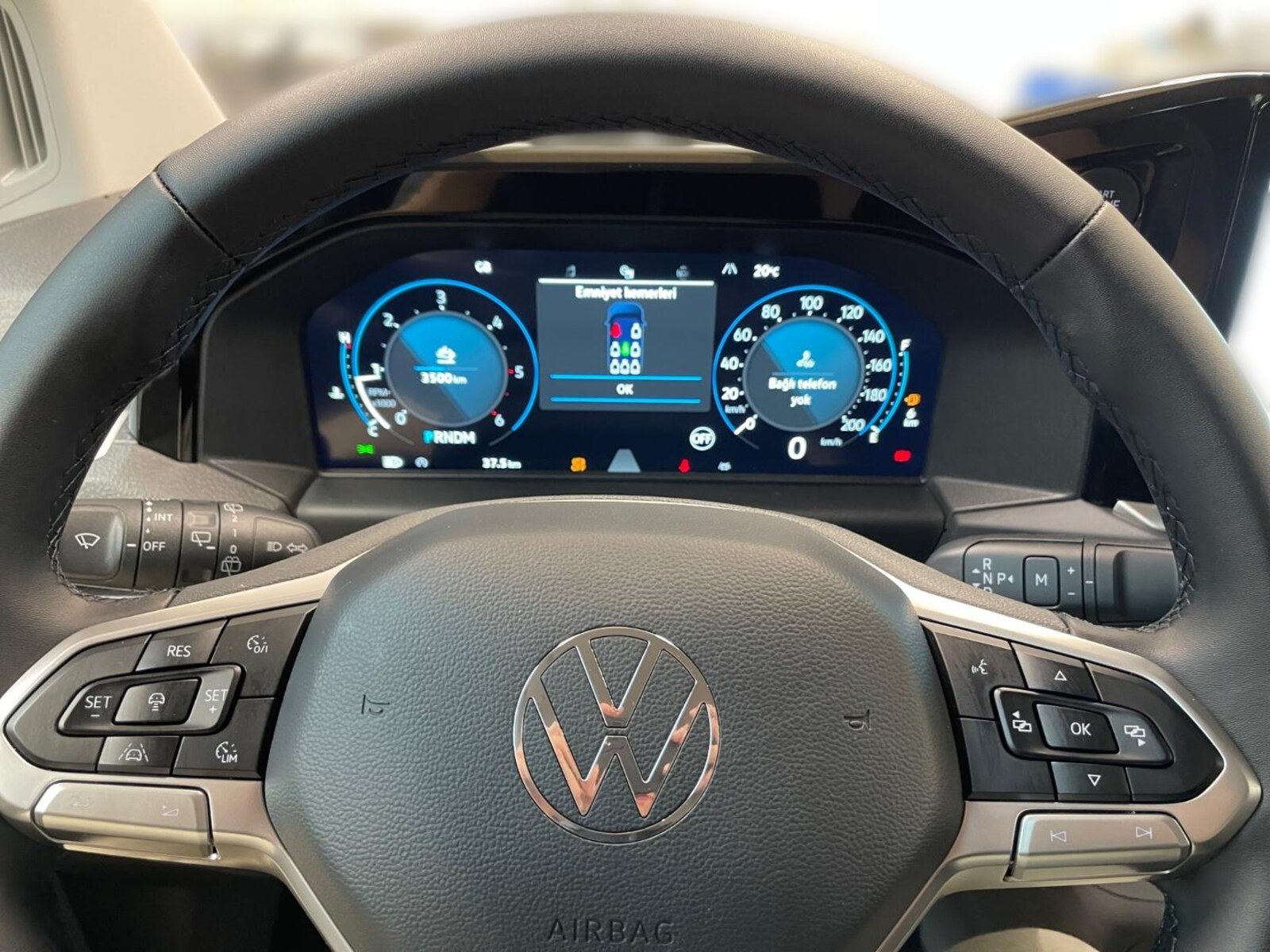 Volkswagen Caravelle – Bild 11