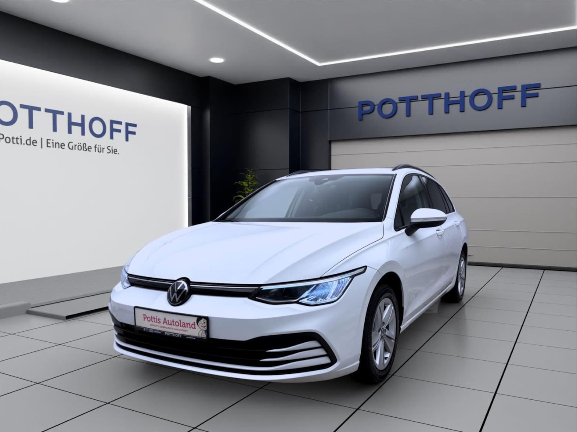 Volkswagen Golf Variant Life