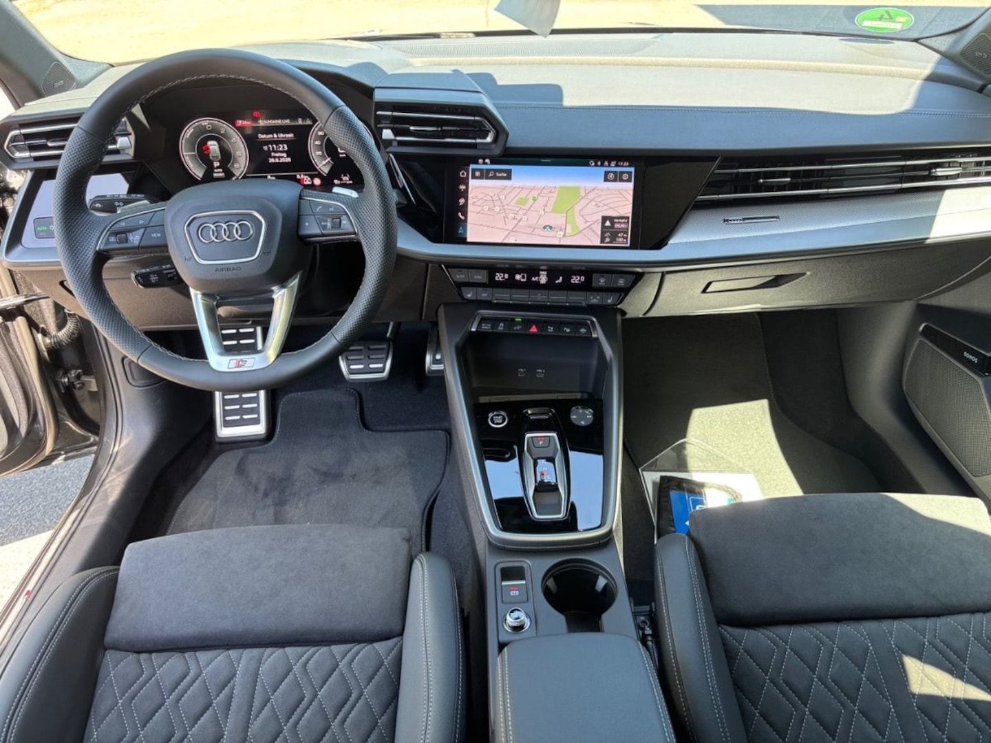 Bild über Audi A3 Sportback TFSI e TFSI e 200 kW S tronic - für weitere Informationen kontaktieren Sie den Audi Partner
