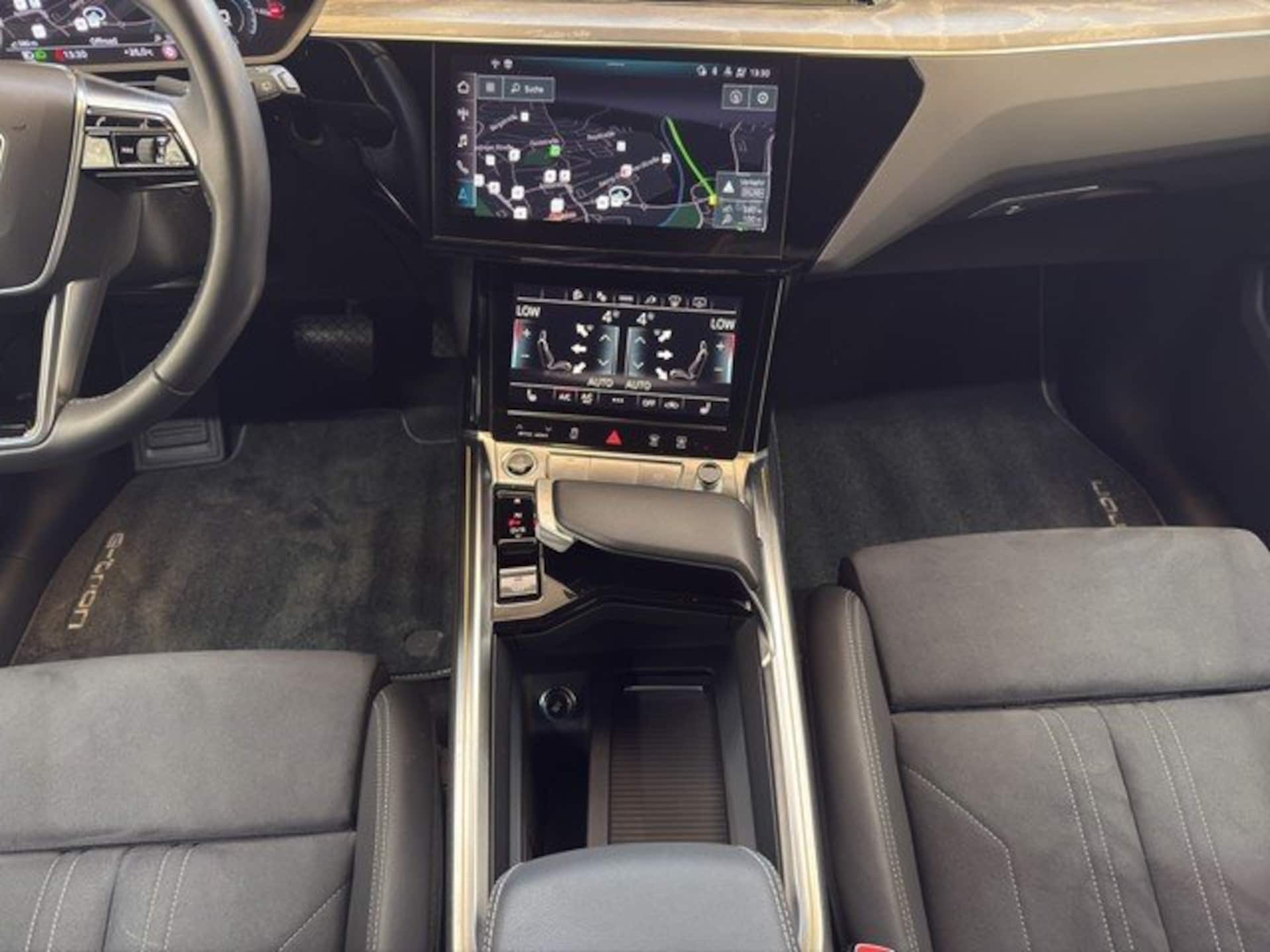 Audi Q8 e-tron S line