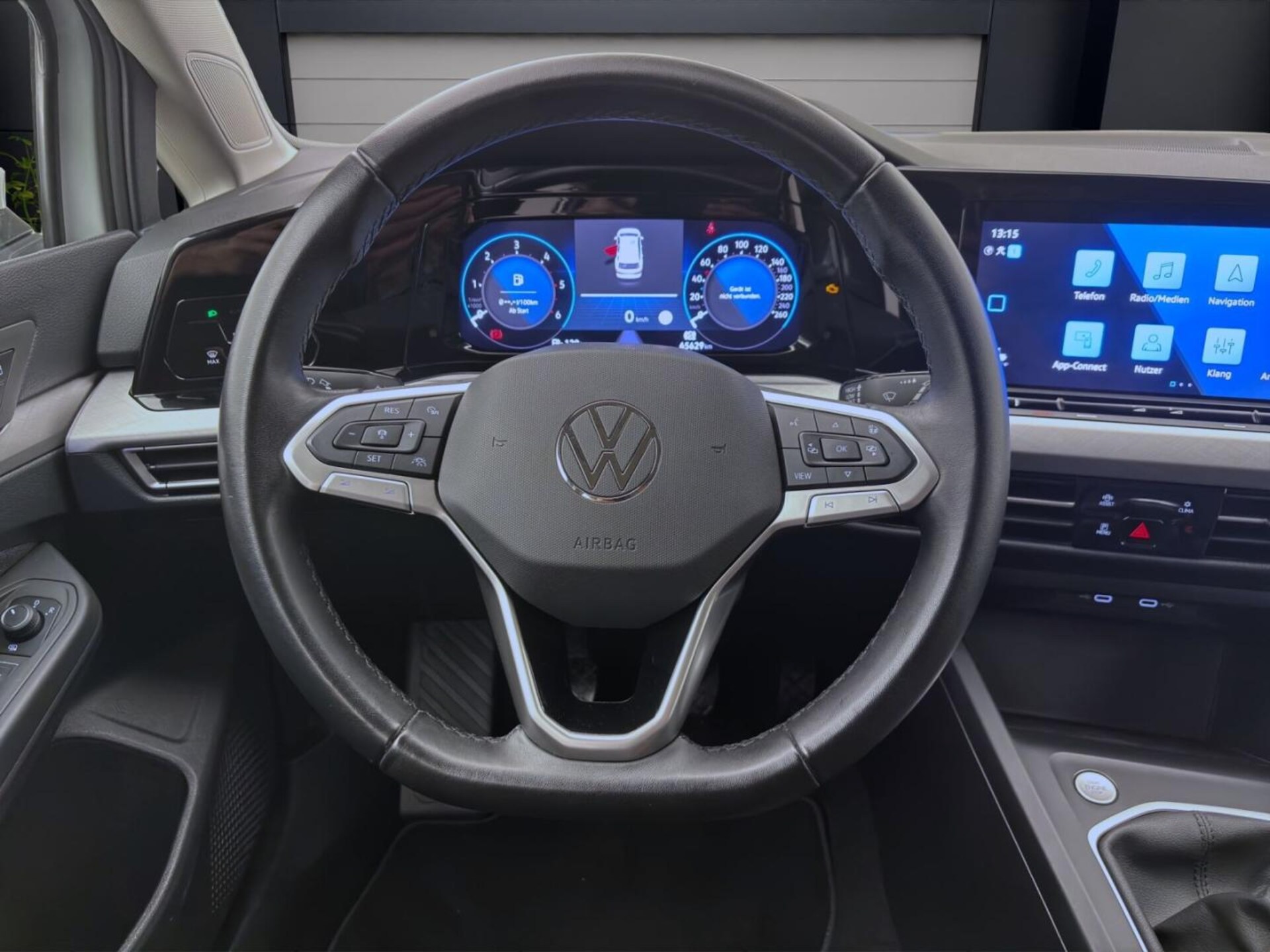 Volkswagen Golf Variant Life