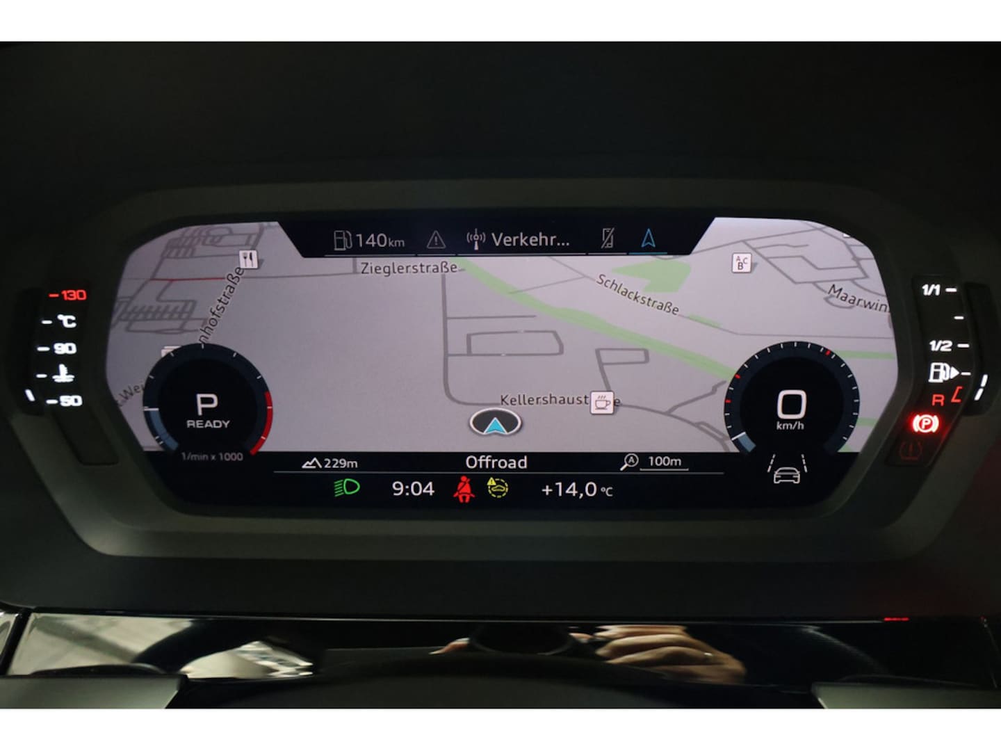 Bild über Audi A3 Sportback S line 30 TFSI S tronic - für weitere Informationen kontaktieren Sie den Audi Partner