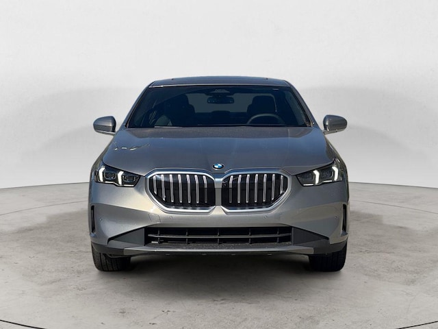2025 BMW 530i