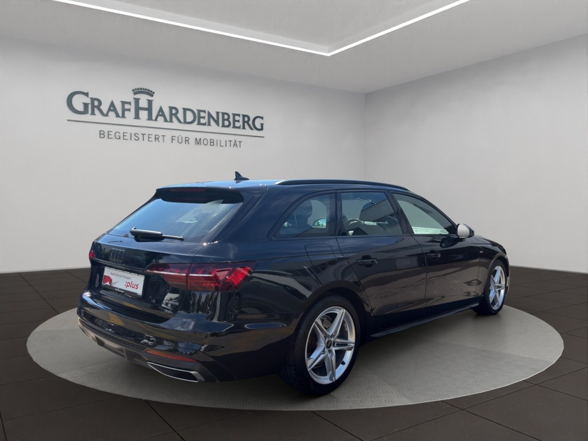 Audi A4 Avant S line