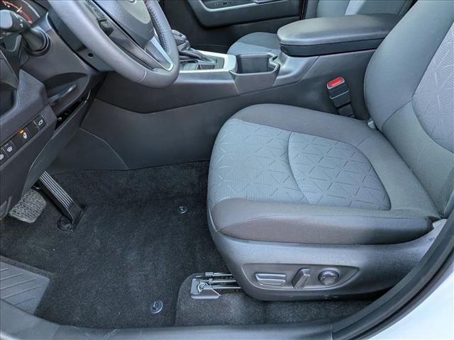 2025 TOYOTA RAV4 - Image 15