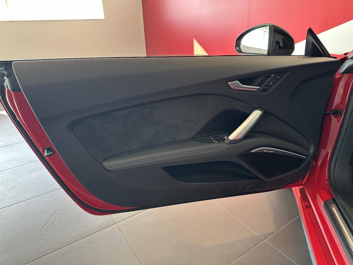 Image about Audi TT Roadster S line 45 TFSI quattro 180 kW (245 ch) S tronic