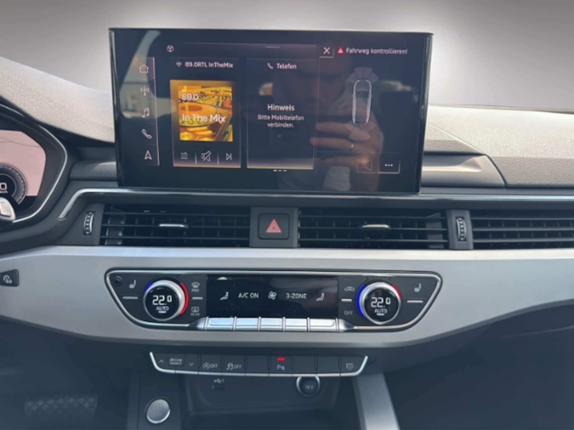 Audi A4 Avant S line