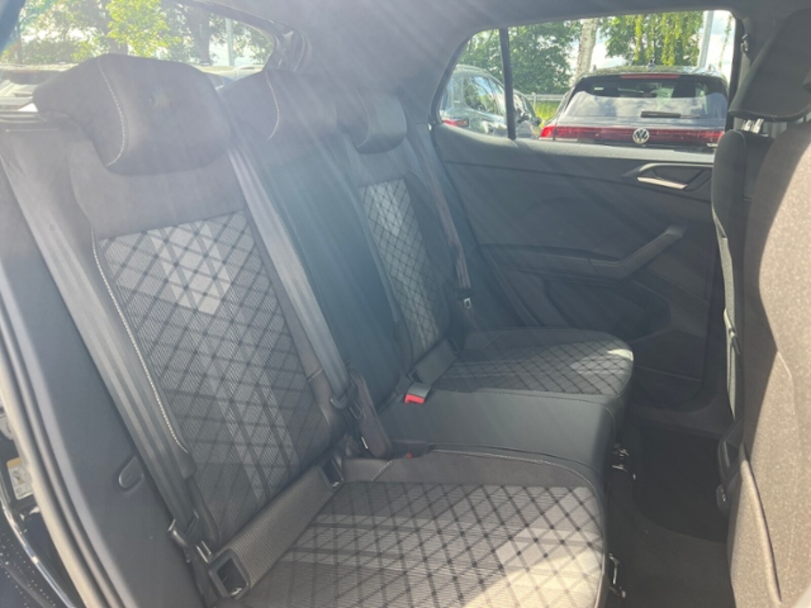 Volkswagen T-Cross – Bild 9