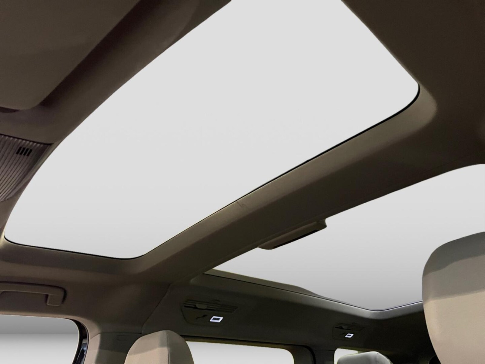 Volkswagen Multivan Langversion – Bild 12