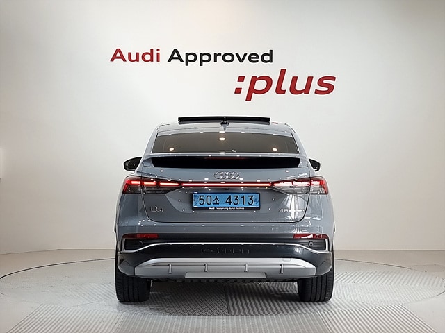 Audi e-tron 45 Premium 210, 00 kW 5