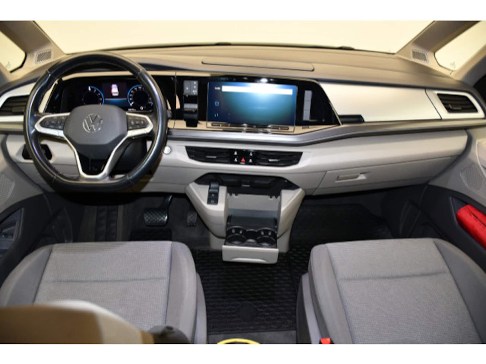 Volkswagen Multivan Basis-Modell